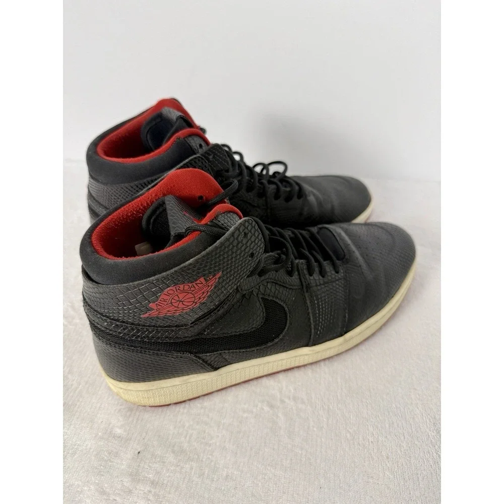 Nike Air Jordan 1 Retro Snakeskin Black‎ Red  819176-001 Men's Size 11